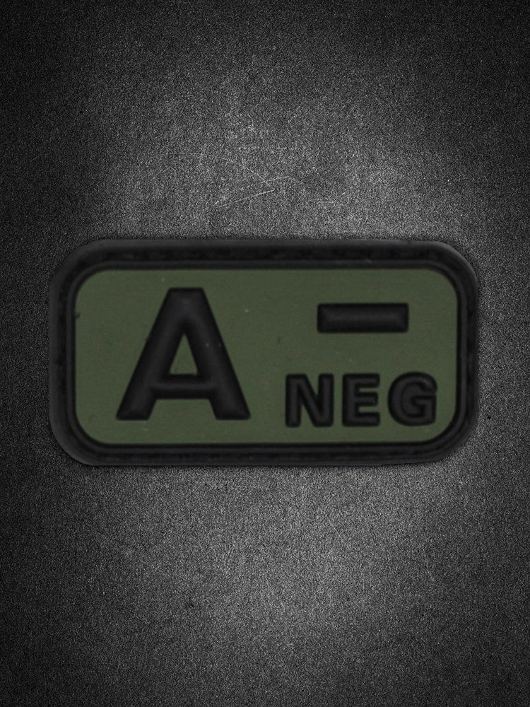 "Blutgruppe" PVC Patch oliv